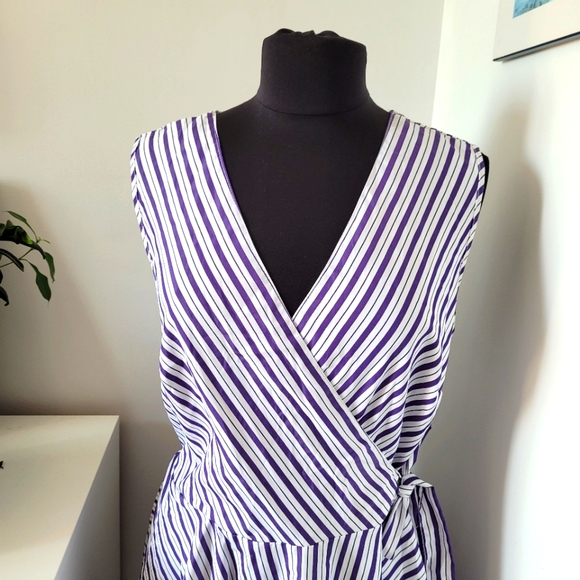 Mlle Gabrielle Size M Striped Dress White Purple Asymmetrical 💜 - Picture 5 of 10
